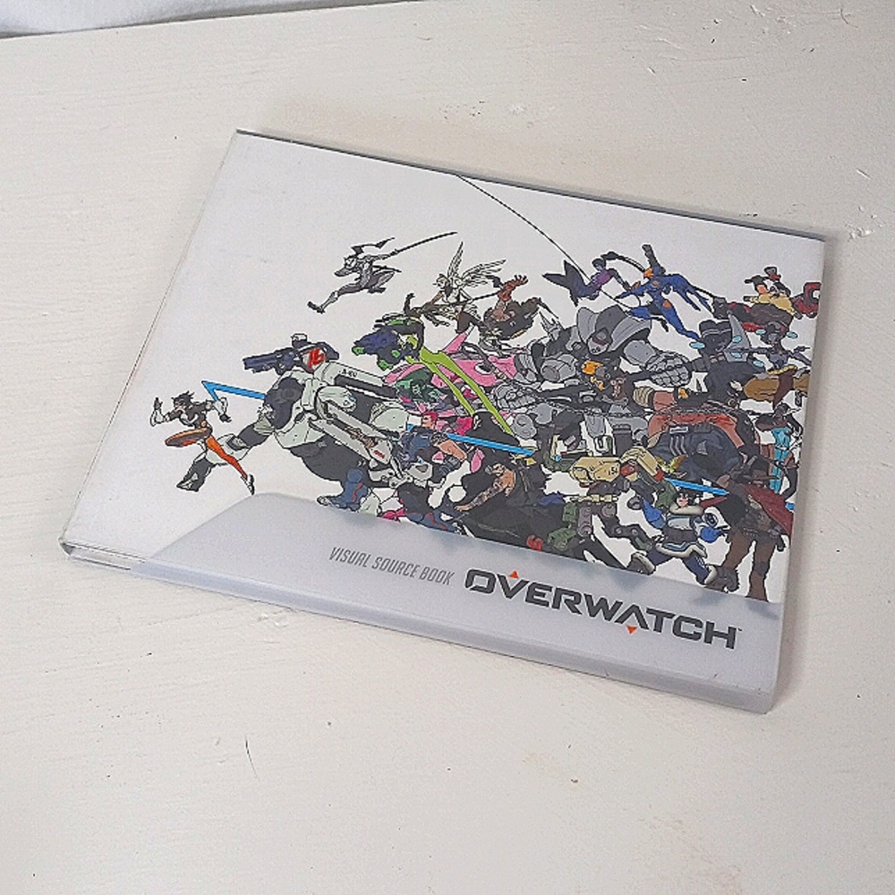OVERWATCH Visual Sourcebook  with slipcover - no game here